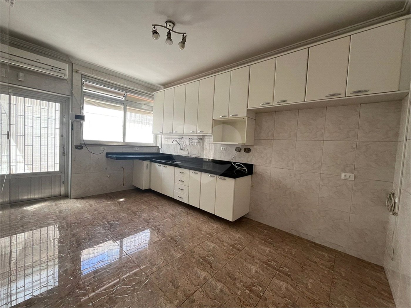 Casa à venda ou para alugar com 2 quartos em Alto da Lapa, São Paulo, SP