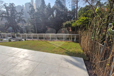 Casa à venda com 2 quartos no condomínio Chácara das Rosas, São Paulo - SP