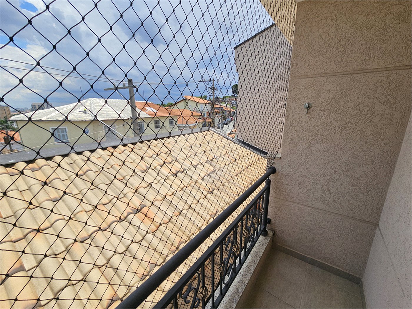 Sobrado à venda com 3 quartos, sendo 1 suíte,  em Vila Nivi, São Paulo, SP