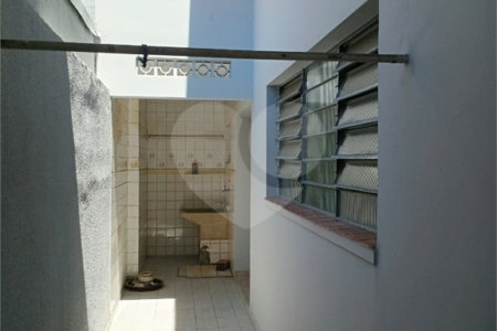 Sobrado à venda com 3 quartos, sendo 1 suíte,  no Centro, Santo André, SP