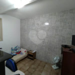 Casa à venda com 6 quartos, sendo 2 suítes, em Chora Menino, São Paulo, SP