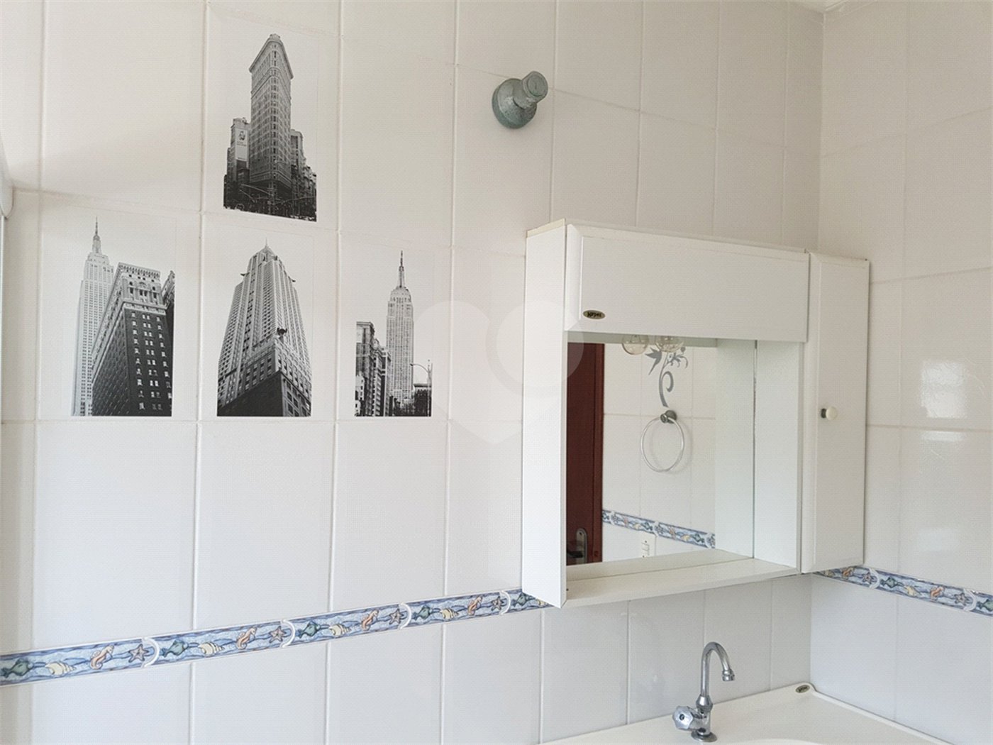 Sobrado à venda com 3 quartos, sendo 1 suíte, em Jardim Caravelas, São Paulo, SP