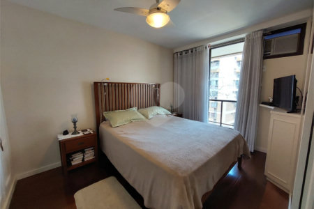 Cobertura à venda com 4 quartos, sendo 1 suíte, em Tijuca, Rio de Janeiro, RJ