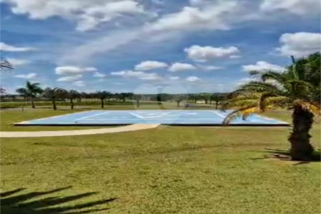 Casa à venda com 4 quartos, sendo 2 suítes,  no condomínio Riviera de Santa Cristina XIII, Paranapanema - SP