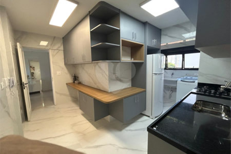 Apartamento para alugar com 3 quartos, sendo 1 suíte,  em Pinheiros, São Paulo, SP
