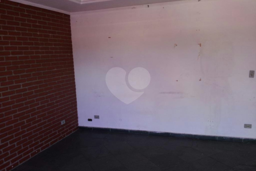 Prédio à venda com 3 quartos em Vila Gustavo, São Paulo, SP