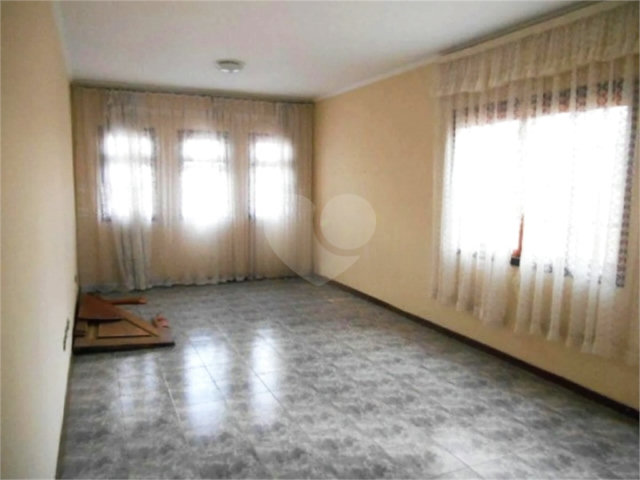 Sobrado à venda com 3 quartos, sendo 1 suíte,  em Santa Terezinha, São Paulo, SP