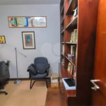 Sobrado à venda com 3 quartos, sendo 1 suíte,  em Vila Universitária, São Paulo, SP
