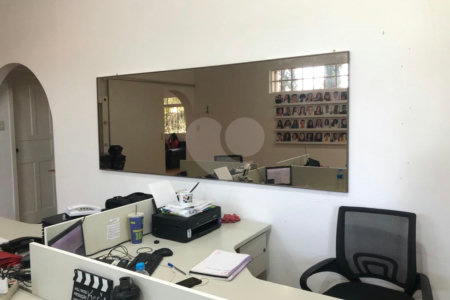 Casa à venda com 4 quartos, sendo 1 suíte,  em Jardim Colombo, São Paulo, SP
