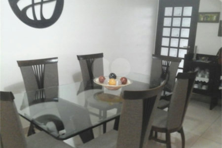 Casa à venda com 3 quartos, sendo 1 suíte,  em Santo Amaro, São Paulo, SP