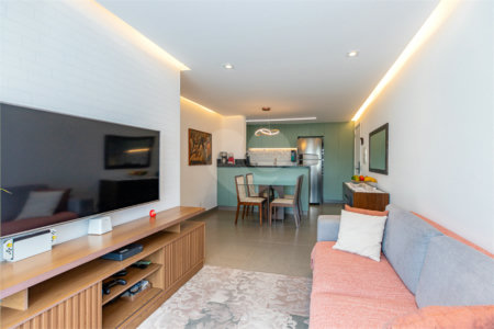 Apartamento à venda com 3 quartos, sendo 2 suítes, em Santo Amaro, São Paulo, SP