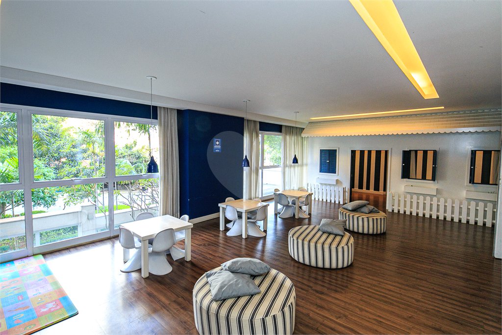 Apartamento à venda com 3 suítes em Brooklin, São Paulo, SP