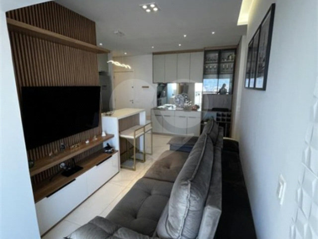 Apartamento à venda com 2 quartos, sendo 1 suíte,  em Mooca, São Paulo, SP