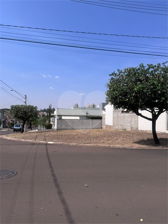 Terreno à venda em Residencial Village Damha II, Araraquara, SP