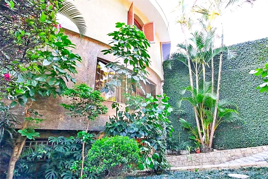 Sobrado à venda com 3 suítes em Jardim Franca, São Paulo, SP