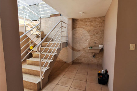 Casa à venda com 3 suítes no condomínio Bosque de Grevilea, Vinhedo - SP