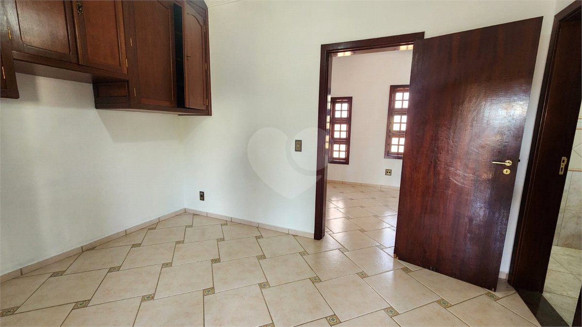 Casa à venda ou para alugar com 3 suítes no condomínio Villagio Capriccio, Louveira - SP