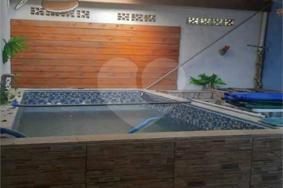 Sobrado à venda com 3 quartos, sendo 1 suíte, em Jardim Virginia Bianca, São Paulo, SP