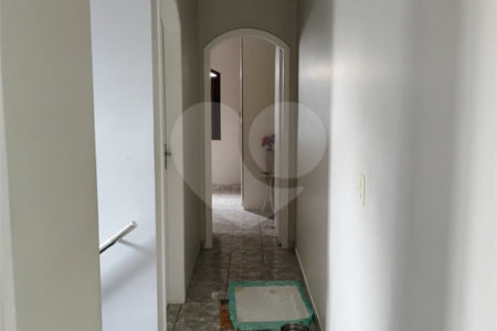 Casa à venda com 4 quartos, sendo 1 suíte, em Jardim Leila, Guarulhos, SP