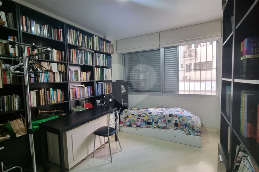 Apartamento à venda com 3 quartos, sendo 1 suíte, em Bela Vista, São Paulo, SP