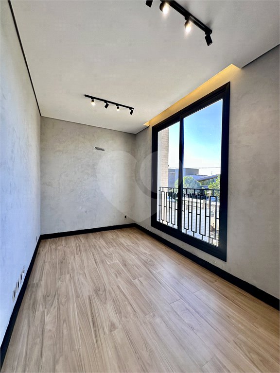 Casa à venda com 3 suítes no condomínio Residencial Florais Itália, Cuiabá - MT