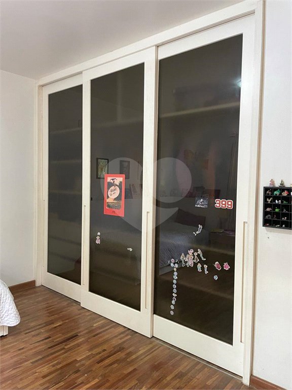 Casa à venda com 4 quartos, sendo 1 suíte, em Vila Morumbi, São Paulo, SP