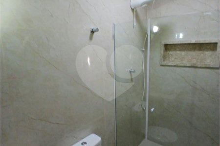 Casa à venda com 3 quartos, sendo 1 suíte, no condomínio Res Saint Honoré, São Paulo - SP