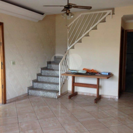 Sobrado à venda com 3 quartos, sendo 1 suíte, em Santa Teresinha, São Paulo, SP