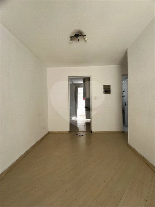 Apartamento para alugar com 2 quartos em Jardim Marica, Mogi das Cruzes, SP