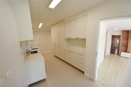 Apartamento à venda com 3 suítes em Vila Romana, São Paulo, SP