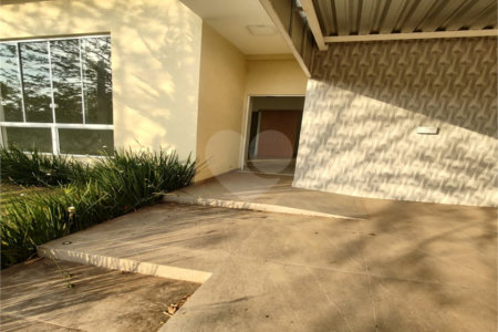 Casa à venda com 3 quartos, sendo 1 suíte,  no condomínio Atibaia Park 1, Atibaia - SP