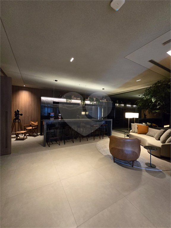 Apartamento à venda com 2 suítes em Jardim Morumbi, São Paulo, SP