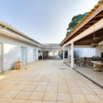 Casa Térrea à venda com 4 quartos, sendo 2 suítes, em Interlagos, São Paulo, SP