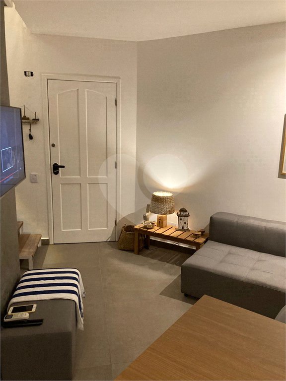 Duplex à venda com 2 quartos, sendo 1 suíte,  em Riviera, Bertioga, SP