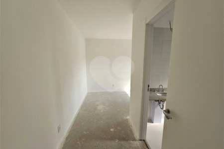 Apartamento à venda com 3 quartos, sendo 1 suíte, em Alto da Boa Vista, São Paulo, SP