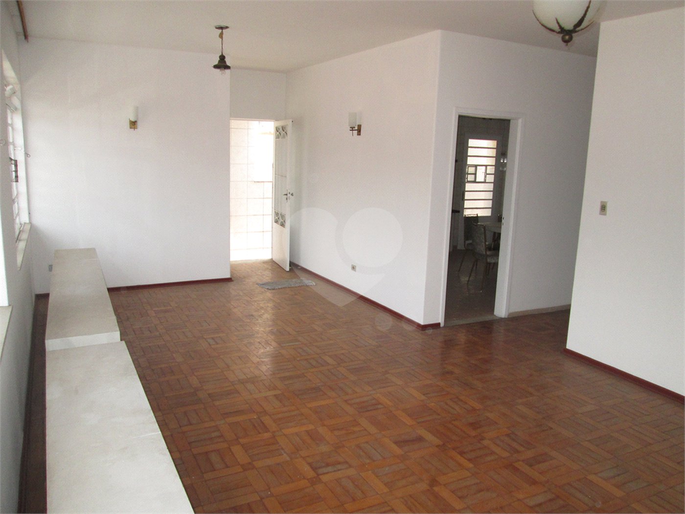 Sobrado à venda com 3 quartos em Horto, São Paulo, SP