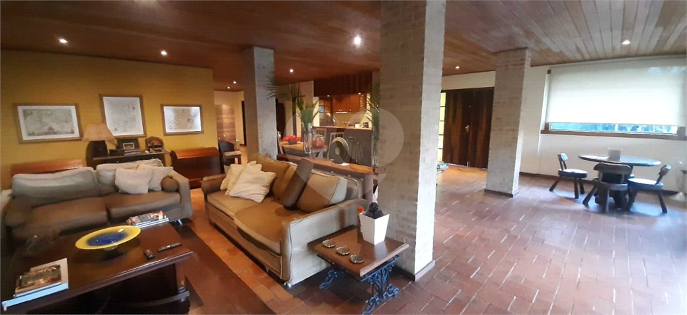 Casa à venda ou para alugar com 4 quartos, sendo 2 suítes, em Serra da Cantareira, Mairiporã, SP