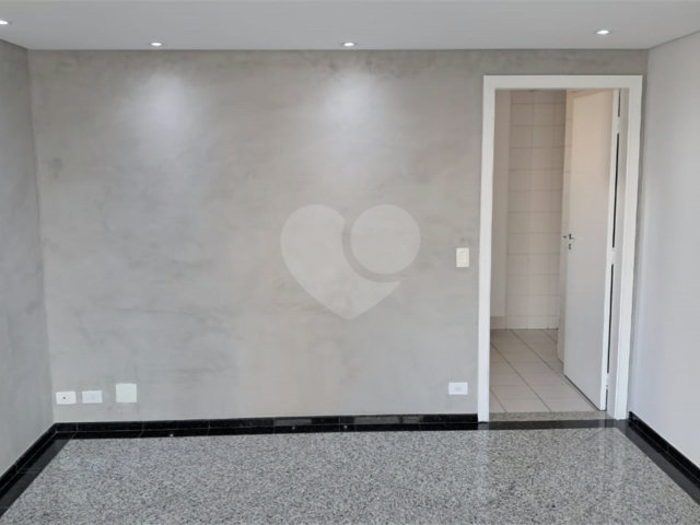 Apartamento para alugar com 3 quartos, sendo 2 suítes,  em Jardim Marajoara, São Paulo, SP