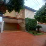 Casa à venda com 4 quartos, sendo 1 suíte, no condomínio Villa Real Ribeirao Preto, Ribeirão Preto - SP