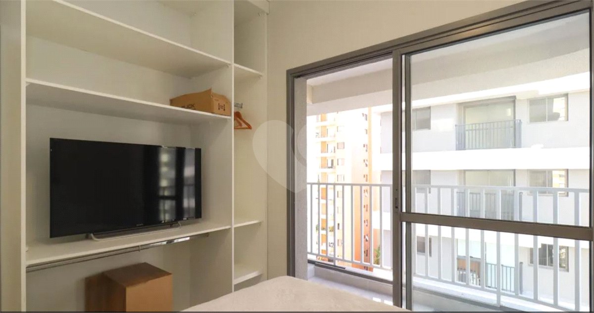 Apartamento à venda ou para alugar com 1 quarto em Cerqueira César, São Paulo, SP