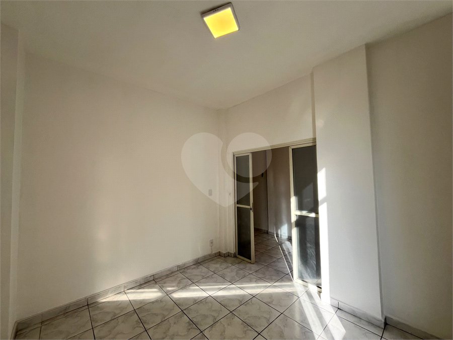 Apartamento à venda ou para alugar com 1 suíte no Centro, Rio de Janeiro, RJ