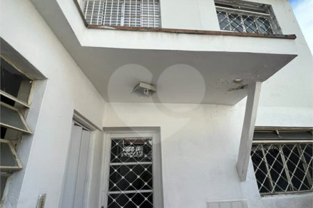 Sobrado à venda com 3 quartos, sendo 1 suíte, em Vila Vitório Mazzei, São Paulo, SP