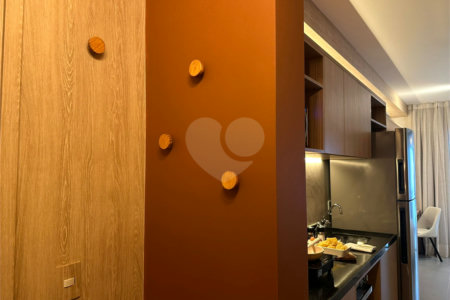 Apartamento à venda ou para alugar com 1 suíte em Pinheiros, São Paulo, SP