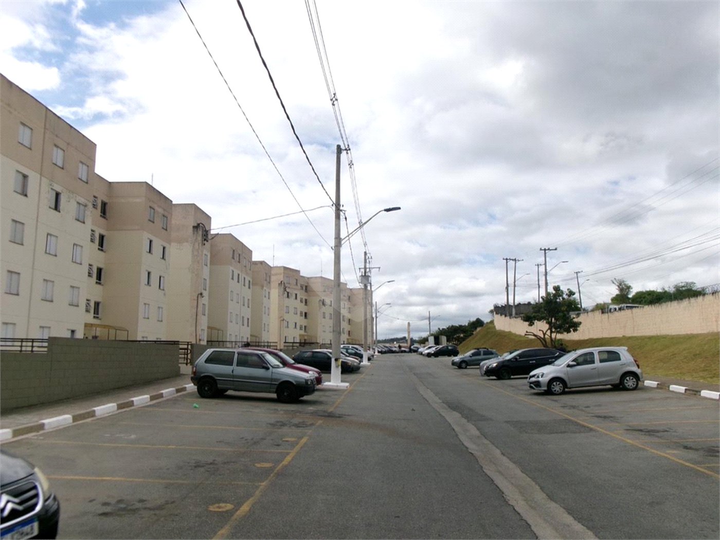Apartamento à venda com 2 quartos em Jardim Arco-íris, Cotia, SP