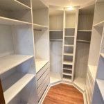 Casa à venda com 4 quartos, sendo 3 suítes, em Vila Galvão, Guarulhos, SP