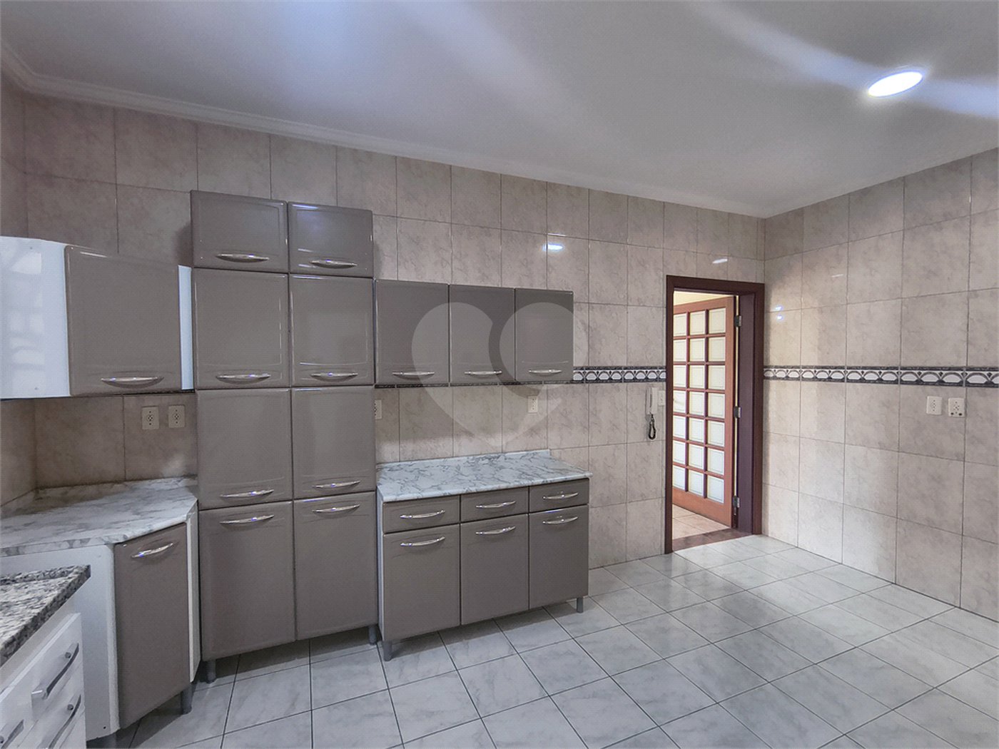 Casa à venda com 3 quartos, sendo 1 suíte,  em Jardim Jequitibá, Indaiatuba, SP