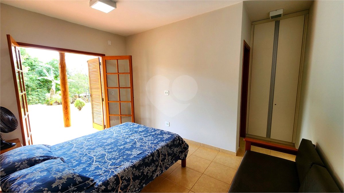Chácara à venda com 3 quartos, sendo 1 suíte, em Chácara Flora Araraquara, Araraquara, SP