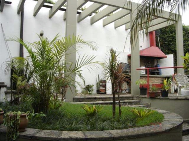 Sobrado à venda com 4 quartos, sendo 1 suíte,  em Parque Novo Mundo, São Paulo, SP