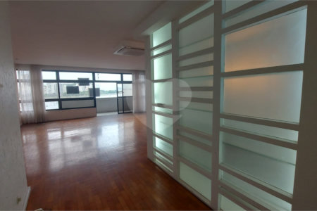 Apartamento à venda com 3 quartos, sendo 1 suíte, em Botafogo, Rio de Janeiro, RJ