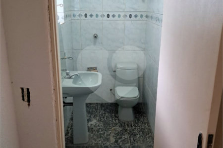 Sobrado para alugar com 4 quartos, sendo 2 suítes, em Interlagos, São Paulo, SP